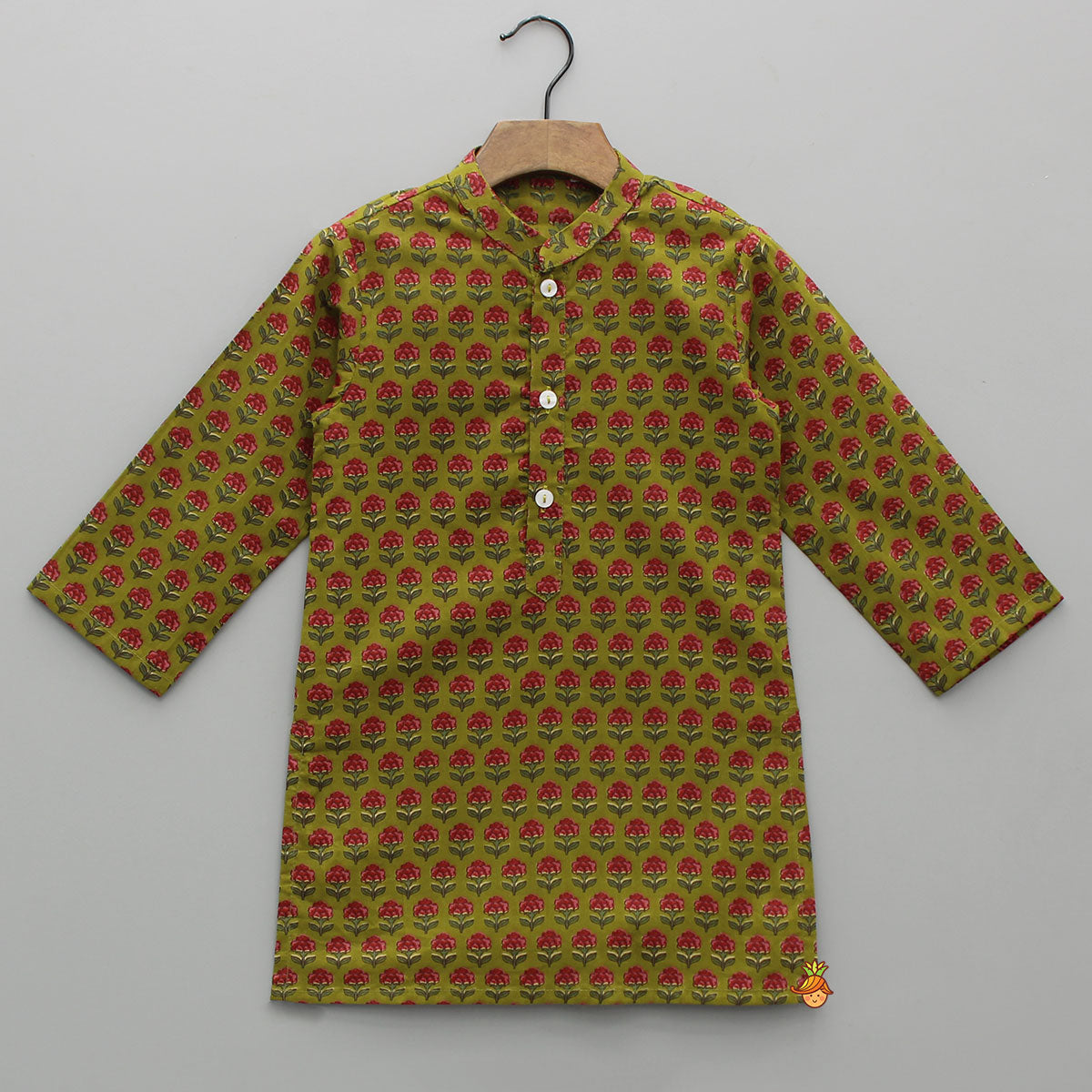 Pre Order: Floral Printed Green Kurta With Pocket Detail Jacket And Pyjama