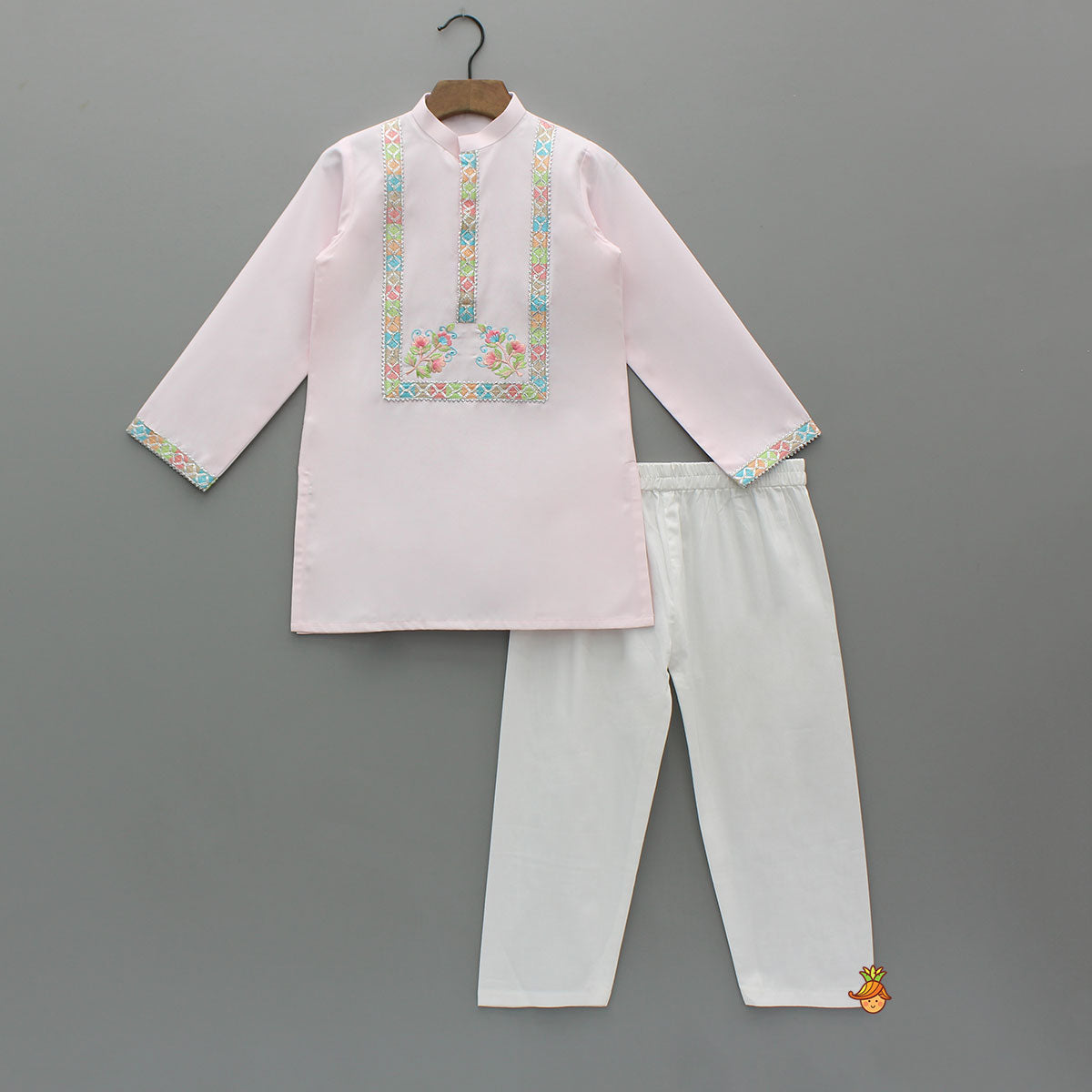 Pre Order: Pink Lace Embroidered Kurta With Pyjama