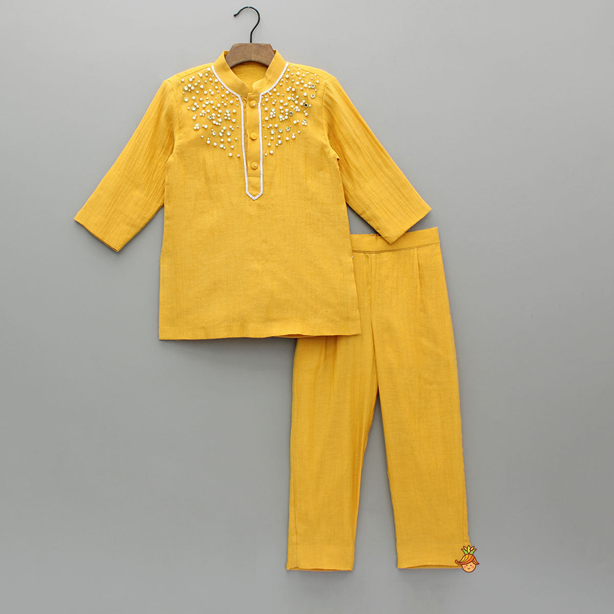 Pre Order: Beads And Mirror Work Kurta With Pyjama