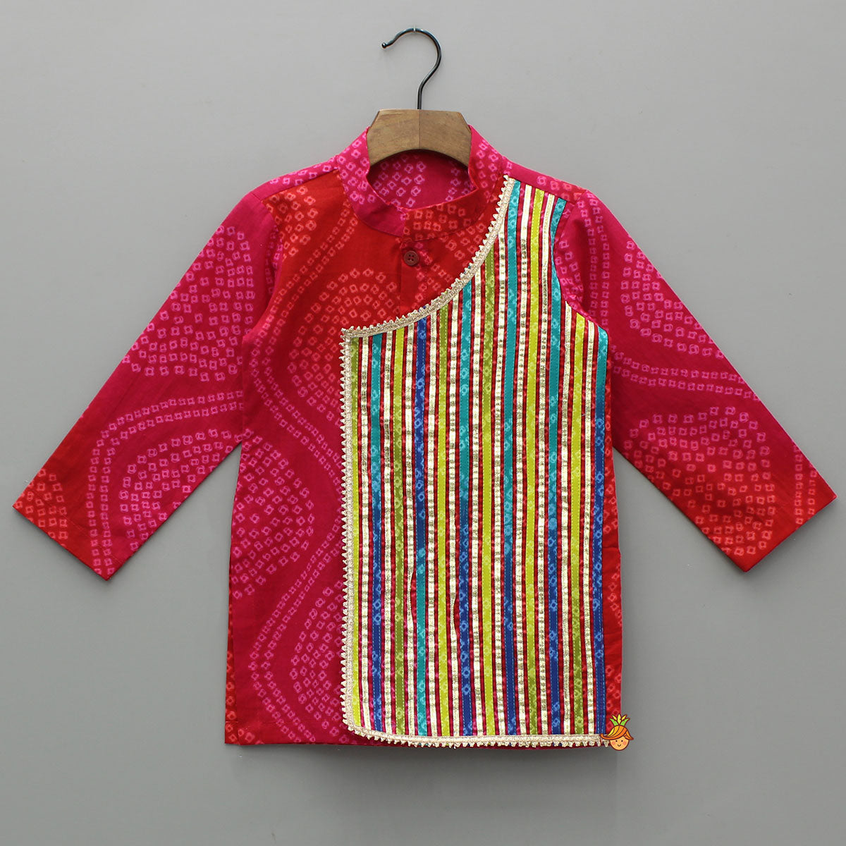 Pre Order: Lace Work Flap Detailed Bandhani Printed Kurta With Pyjama