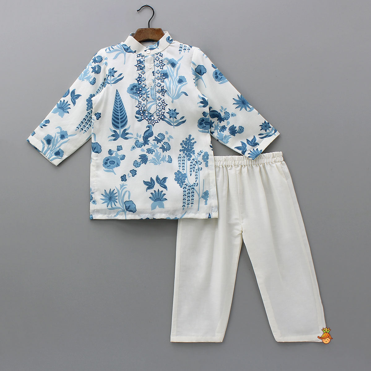 Floral Printed Front Placket Kurta With Pyjama