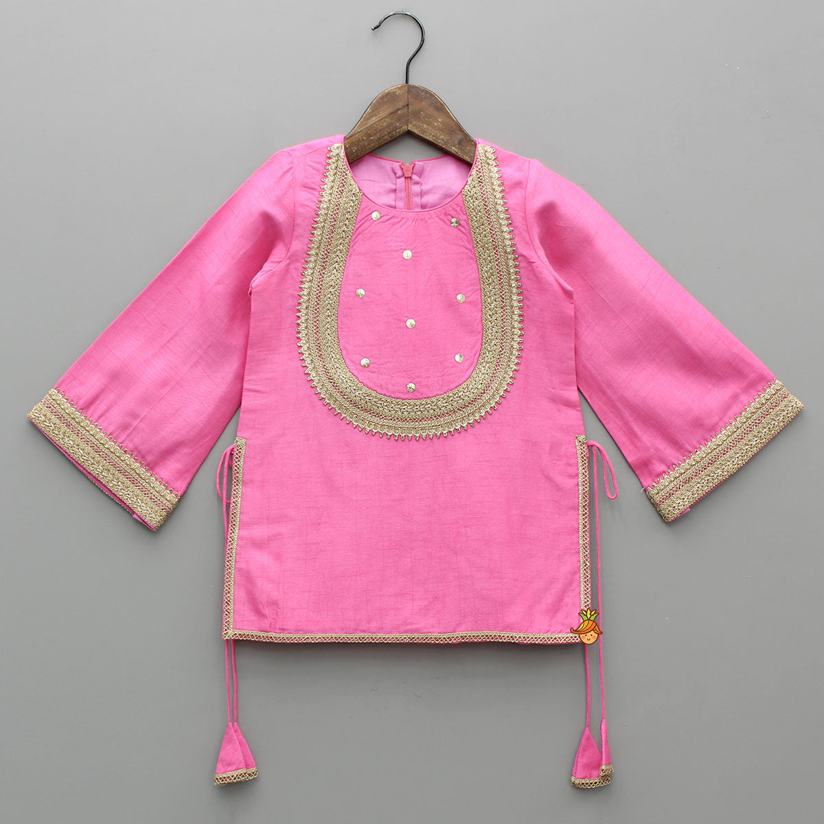 Pre Order: Elegant Yoke-Detail Kurti With Matching Salwar And Dupatta