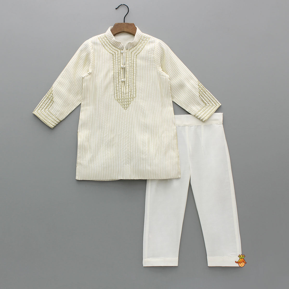 Pre Order: Lurex Stripes Kurta And Pyjama