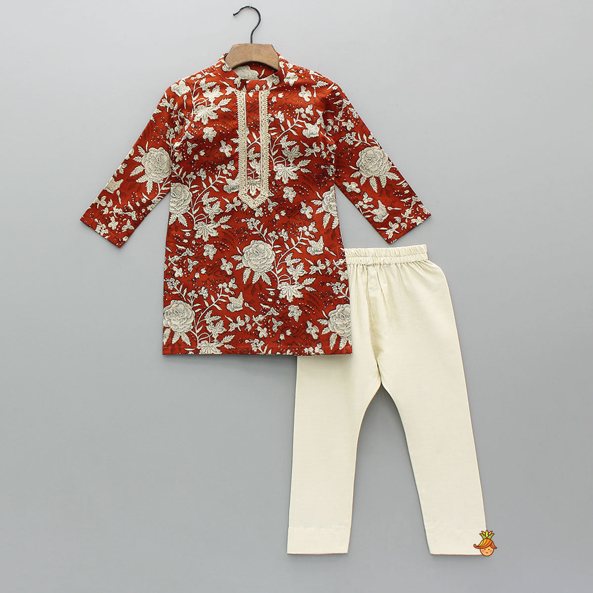 Pre Order: Lace-Detailed Floral Printed Ethnic Kurta With Pyjama