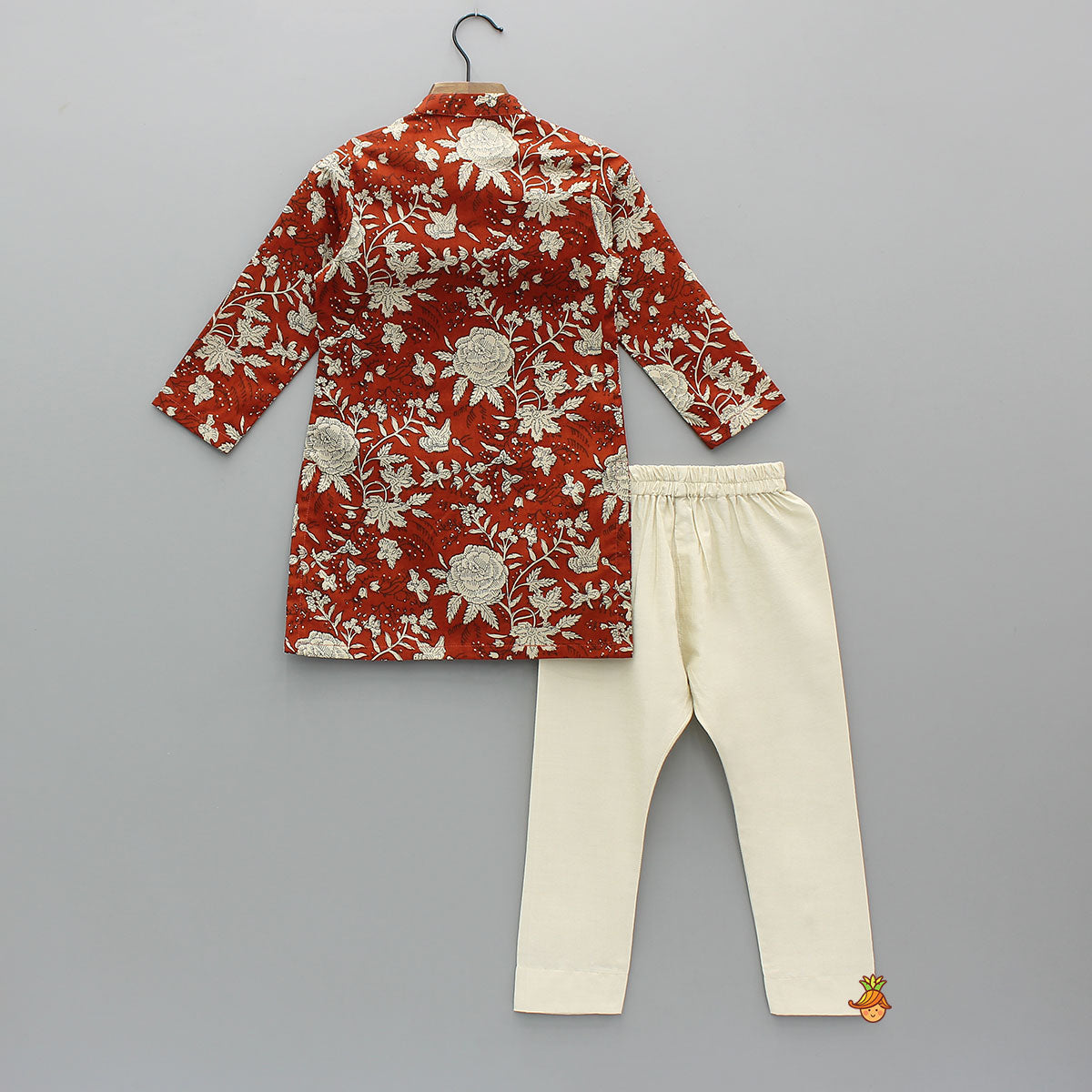 Pre Order: Lace-Detailed Floral Printed Ethnic Kurta With Pyjama