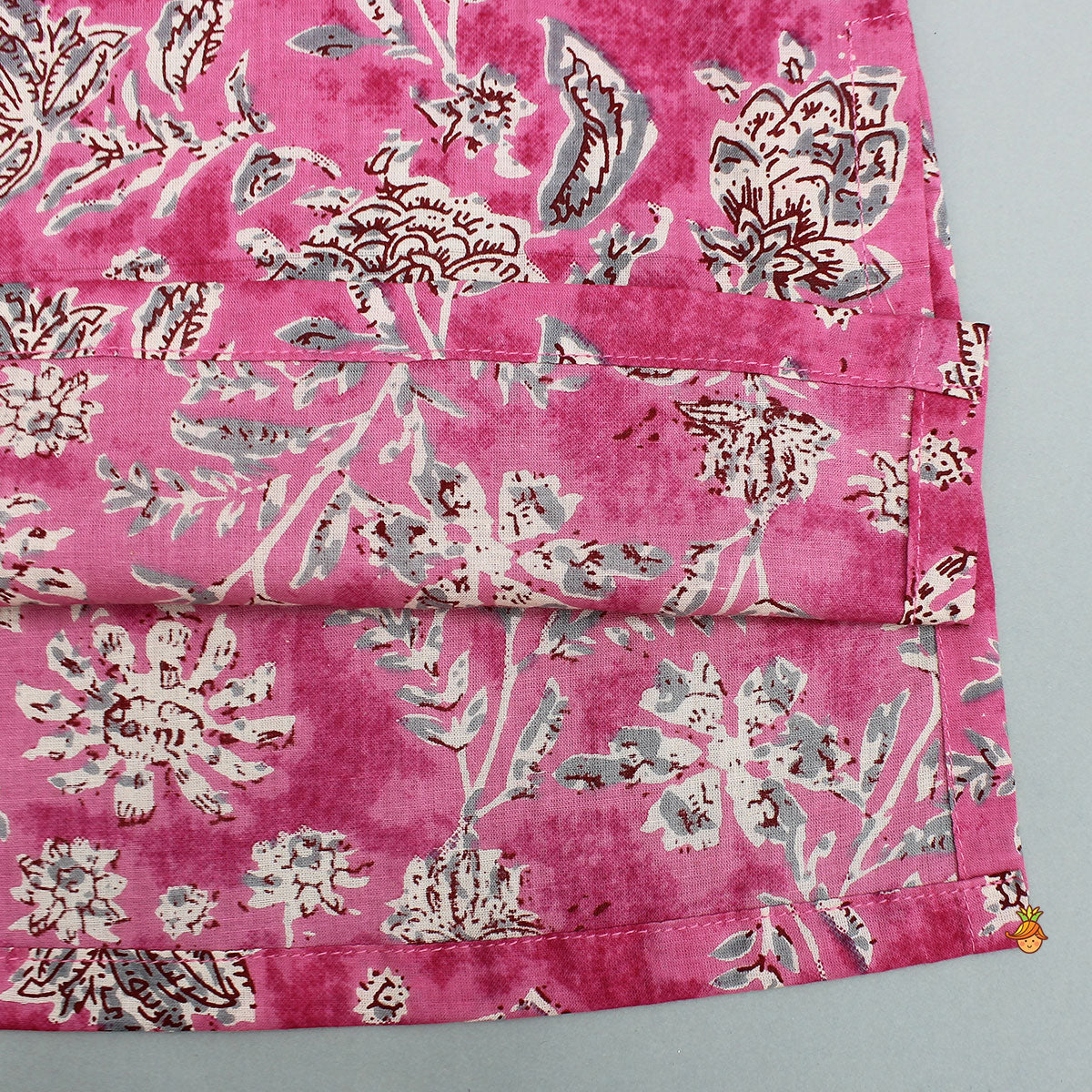 Pre Order: Lace-Detailed Beautiful Floral Printed Ethnic Kurta With Pyjama