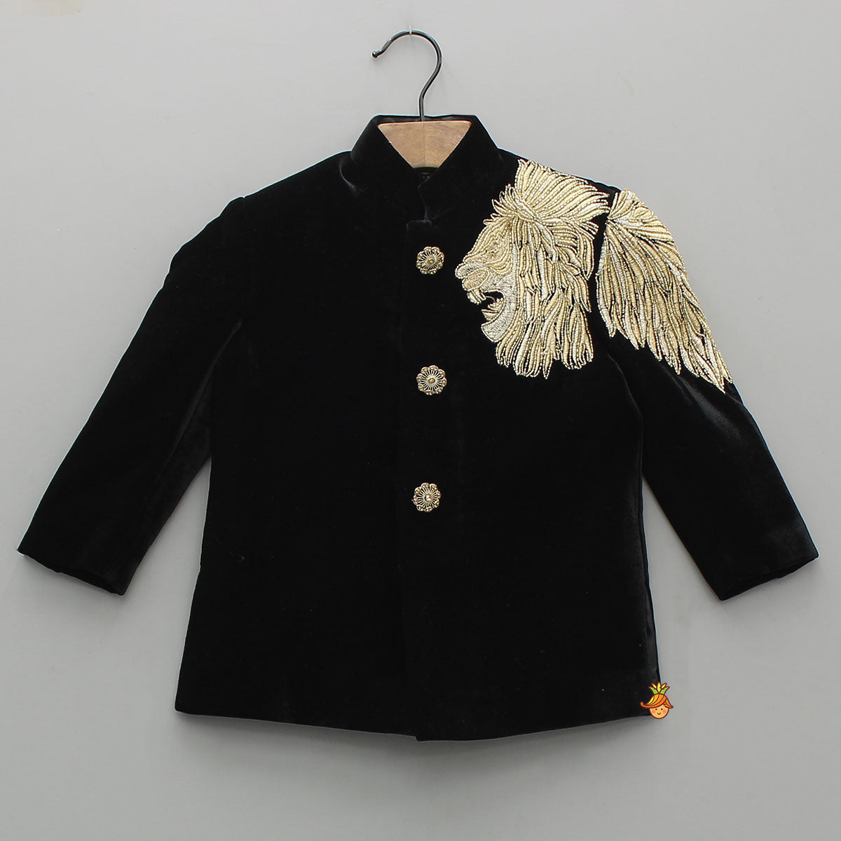 Pre Order: Stylish Zari Embroidered Velvet Sherwani With Pyjama