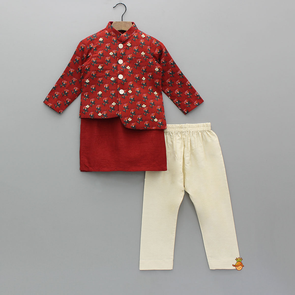 Pre Order: Kurta With Pocket-Detail Asymmetric Jacket And Pyjama