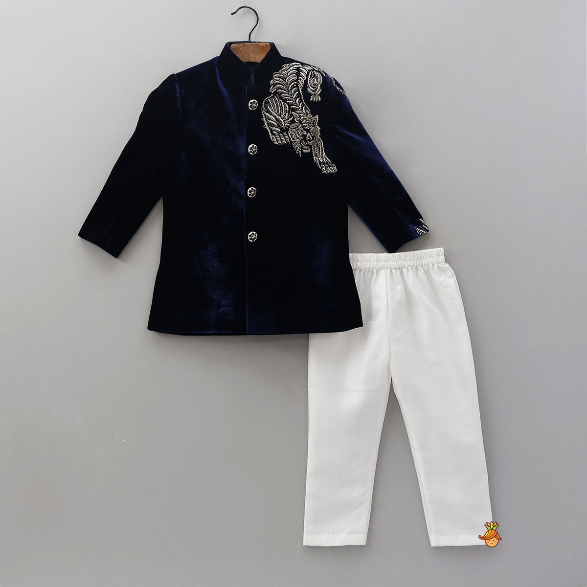 Motifs Embroidered Velvet Sherwani With Pyjama