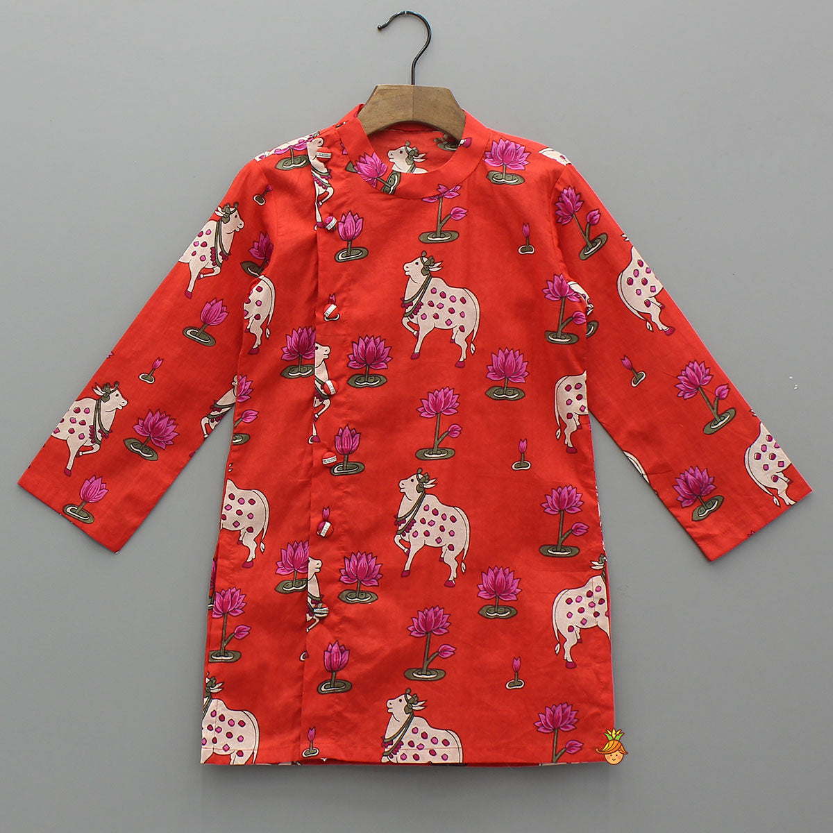 Side Button Detailed Ethnic Kurta With Pyjama