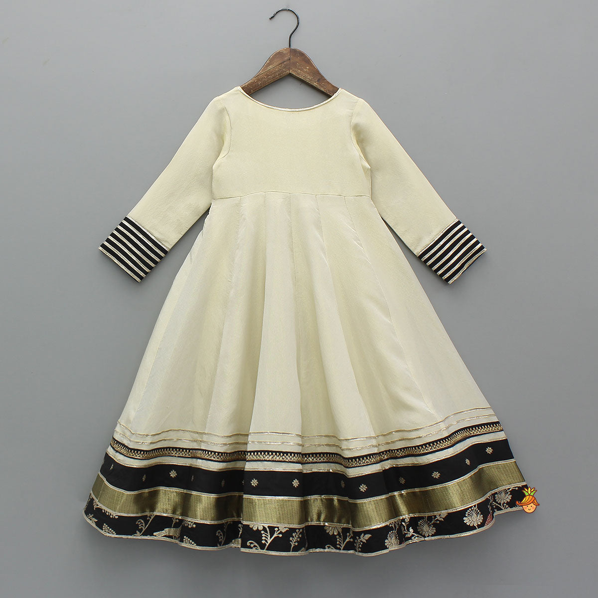 Pre Order: Elegant Anarkali With Front-Open Velvet Jacket