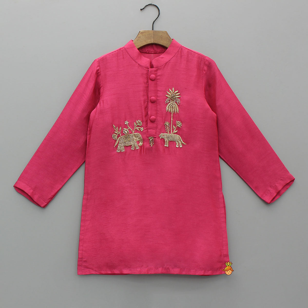 Pre Order: Animal Motif Embroidered Silk Kurta With Pyjama