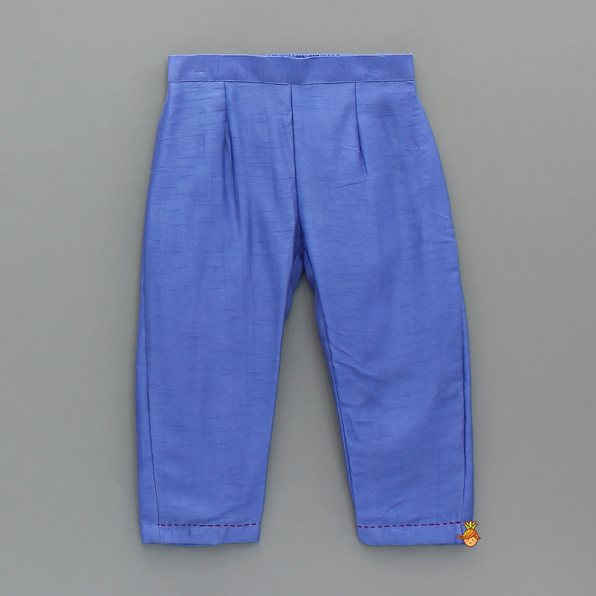 Pre Order: Contrasting Thread-Embroidered Kurti And Pant