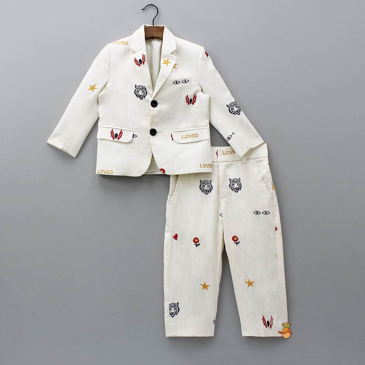 Pocket Detail Embroidered Blazer With Pant