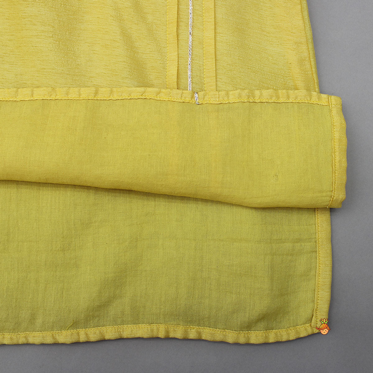 Pre Order: Front Placket Pintuck Kurta With Pyjama