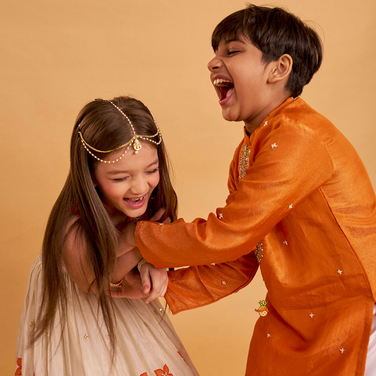 Shimmery Kurta With Embroidered Placket And Pyjama twinning model image 4