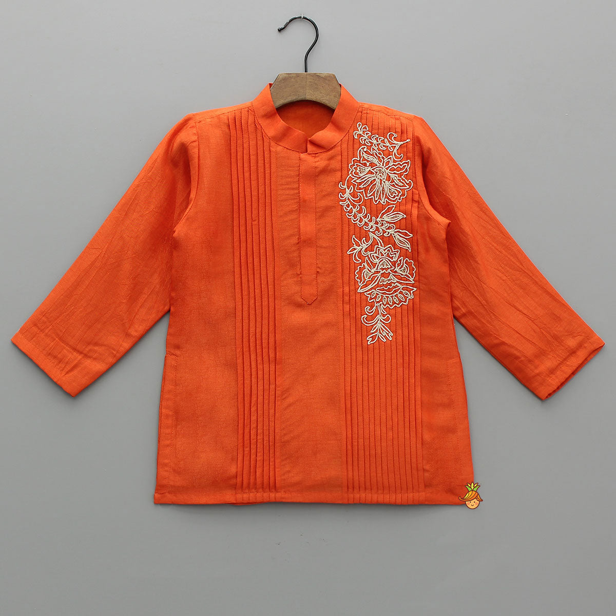 Pre Order: Pin Tuck Detail Kurta And Pyjama