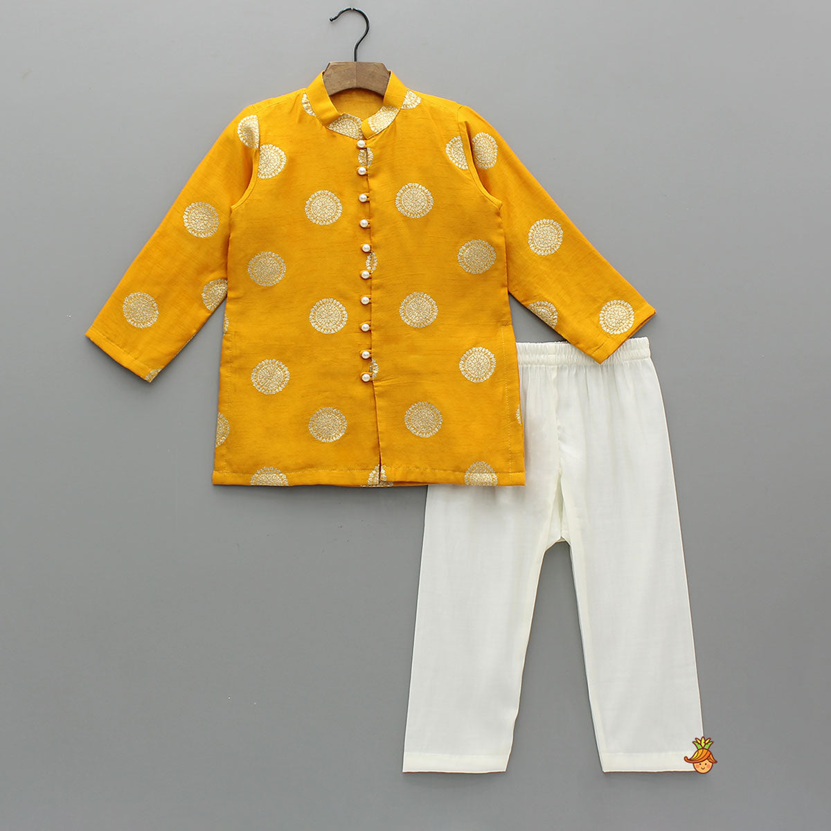 Pre Order: Front Open Ethnic Kurta And Pyjama