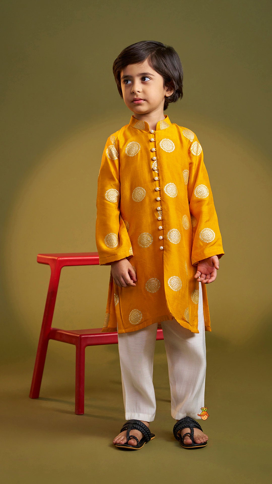 Pre Order: Front Open Ethnic Kurta And Pyjama
