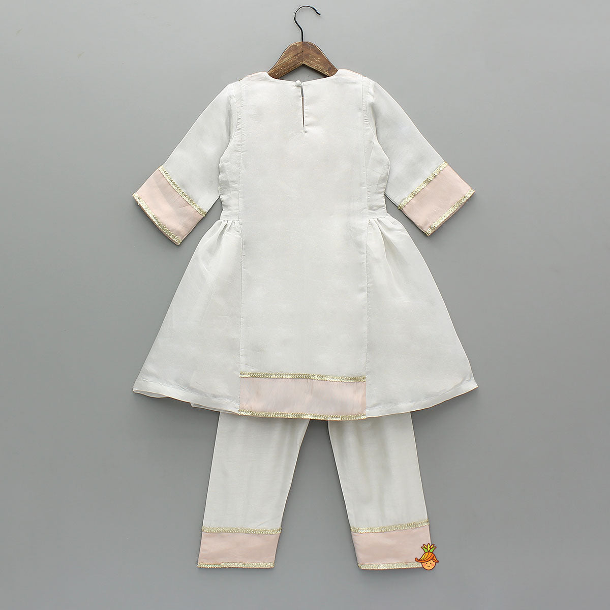 Pre Order: Elegant Embroidered Yoke Kurti And Pant