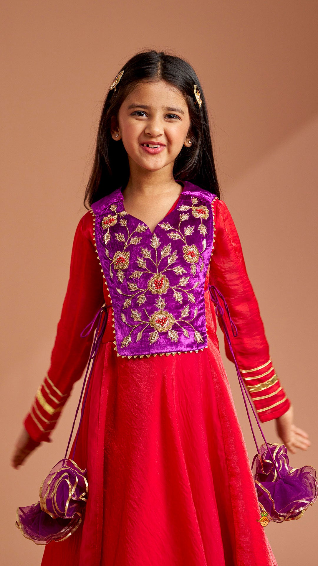 Pre Order: Side Knot Detailed Shiny Flared Anarkali