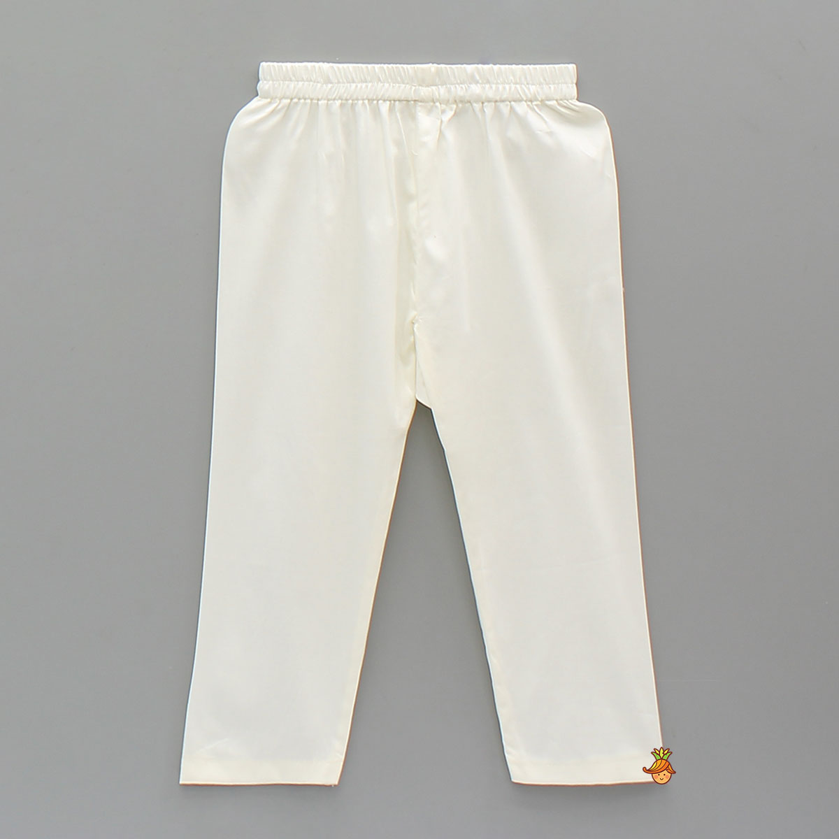 Pre Order: Intricately Sequins-Embroidered Kurta With Pyjama