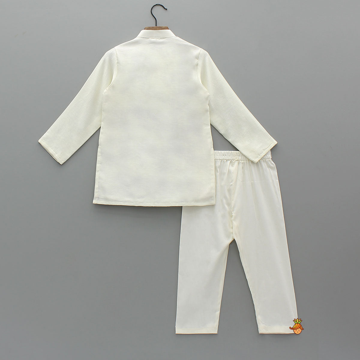 Pre Order: Intricately Embroidered Kurta With Pyjama