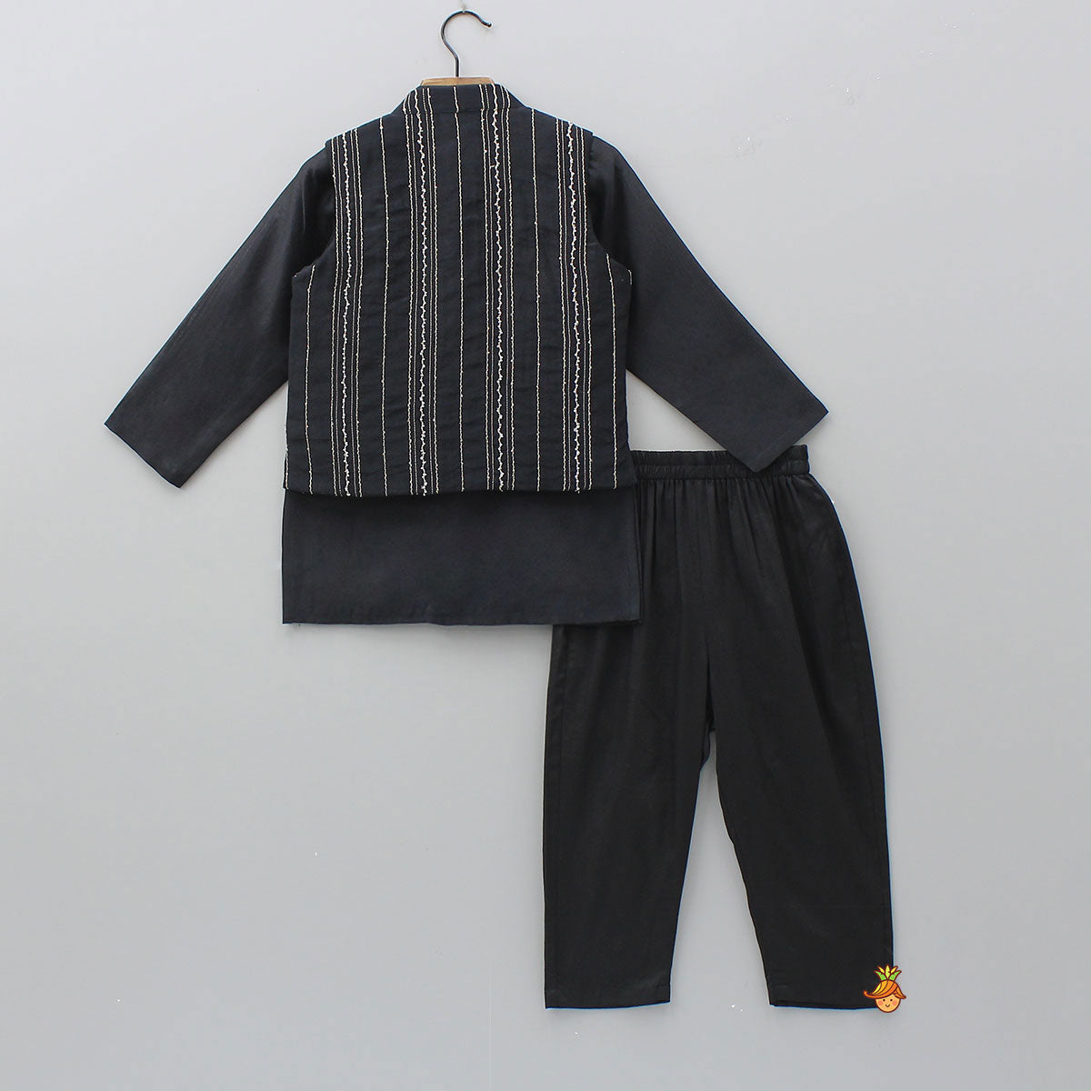 Pre Order: Ethnic Kurta With Hand-Sequins Embroidered Jacket And Pyjama