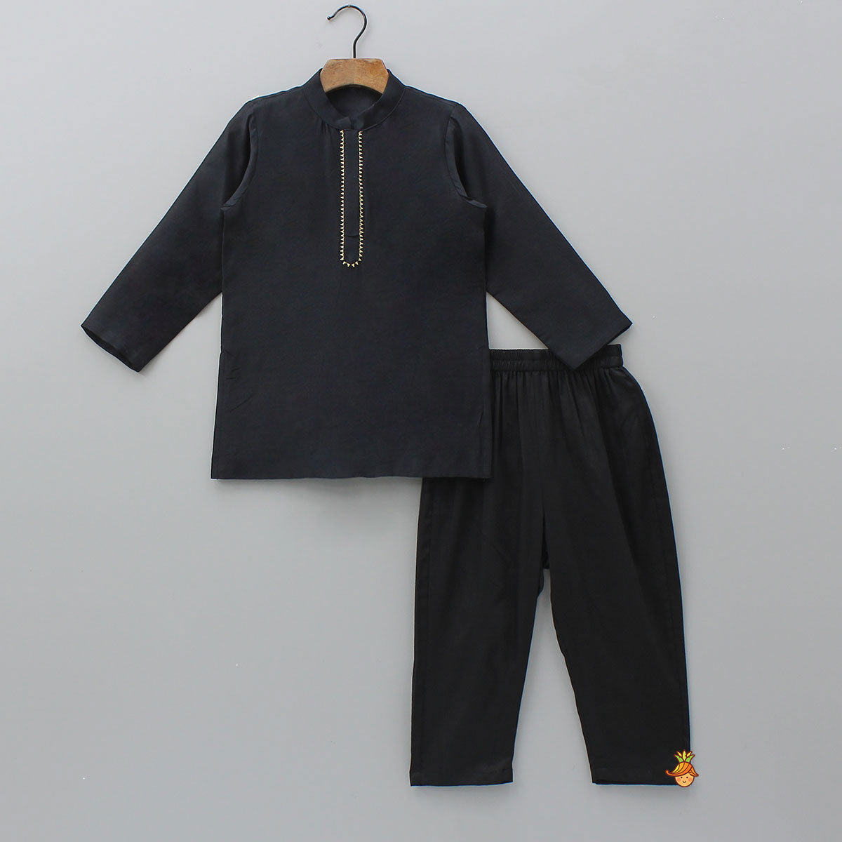 Pre Order: Ethnic Kurta With Hand-Sequins Embroidered Jacket And Pyjama