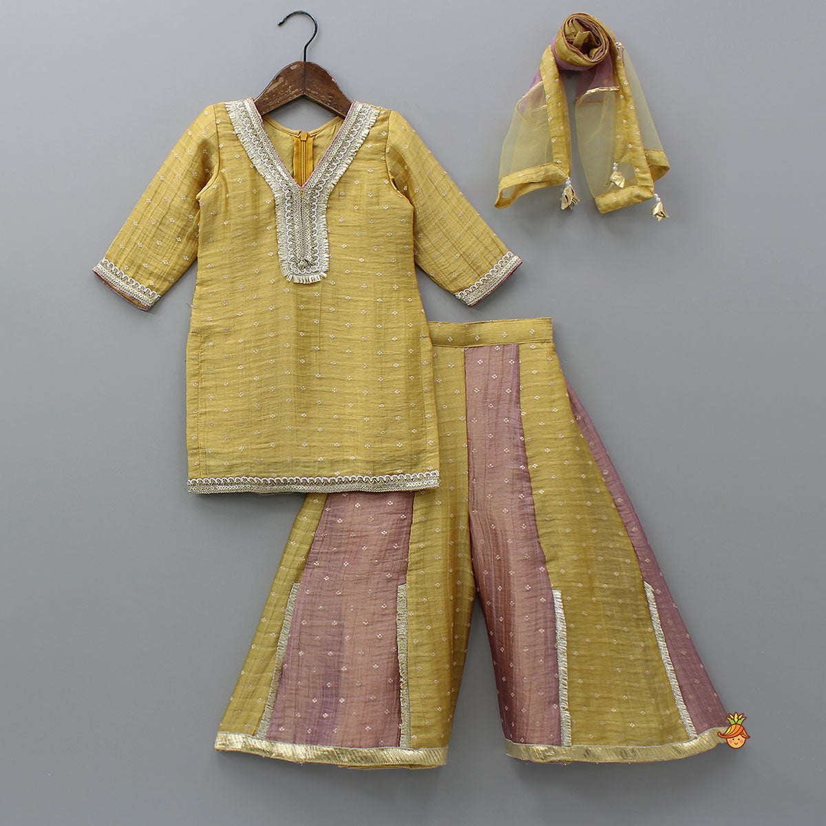 Pre Order: Beautiful V Neck Kurti With Colour Block Palazzo And Dupatta