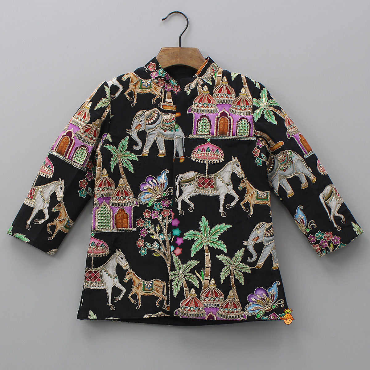 Pre Order: Elegant Kurta And Ethnic Printed Jacket With Pyjama