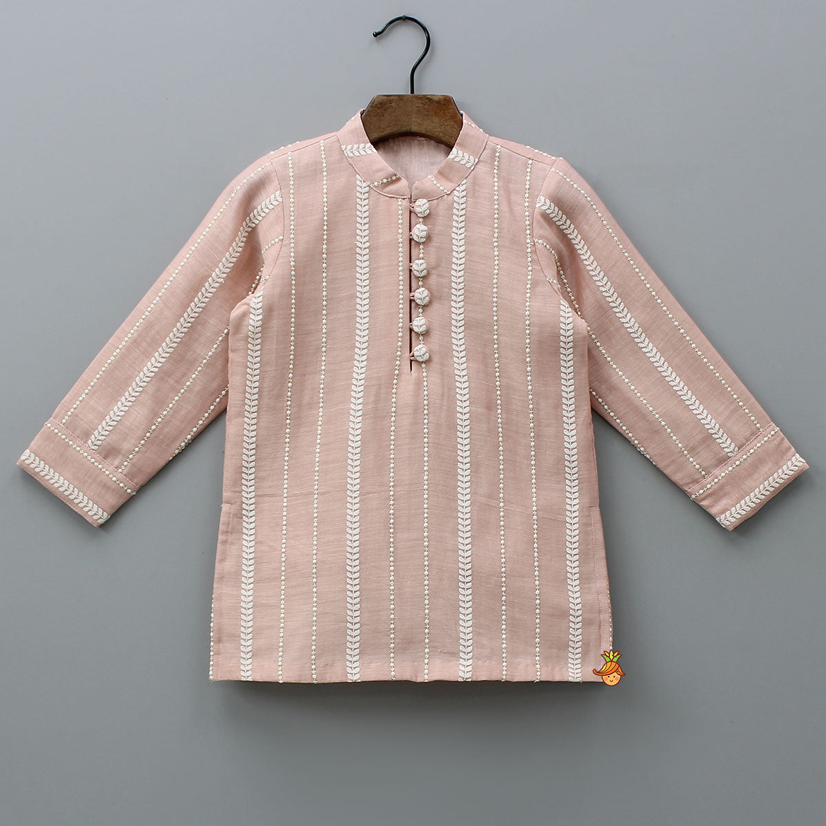 Pre Order: Thread-Embroidered Kurta With Pyjama