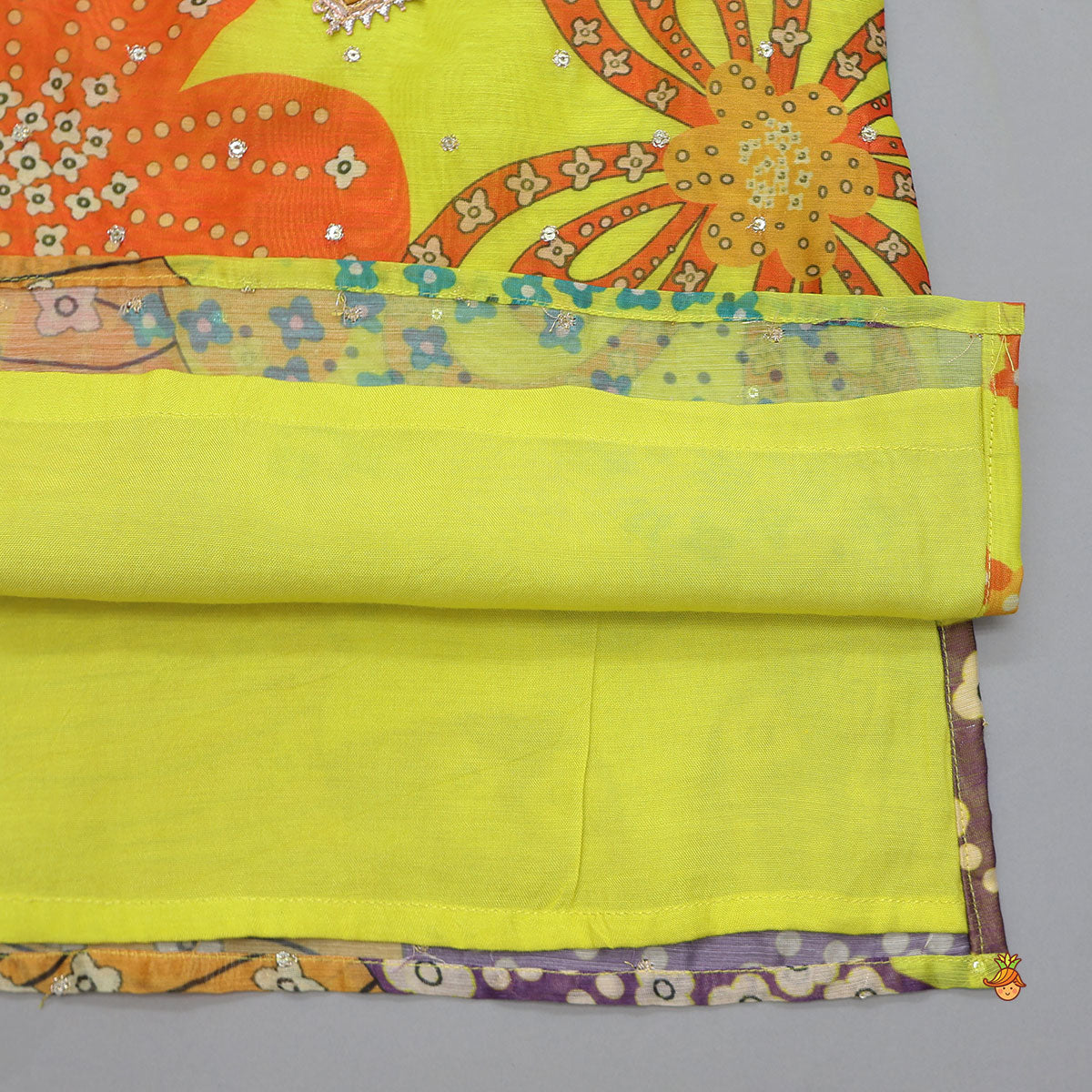 Pre Order: Floral Multicolour Printed Kurta With Pyjama