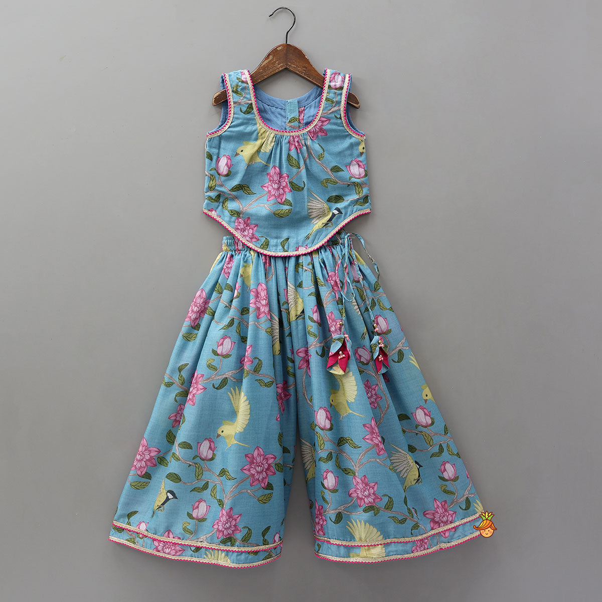 Pre Order: Stylish Curved-Hem Top And Palazzo With Matching Sling Bag