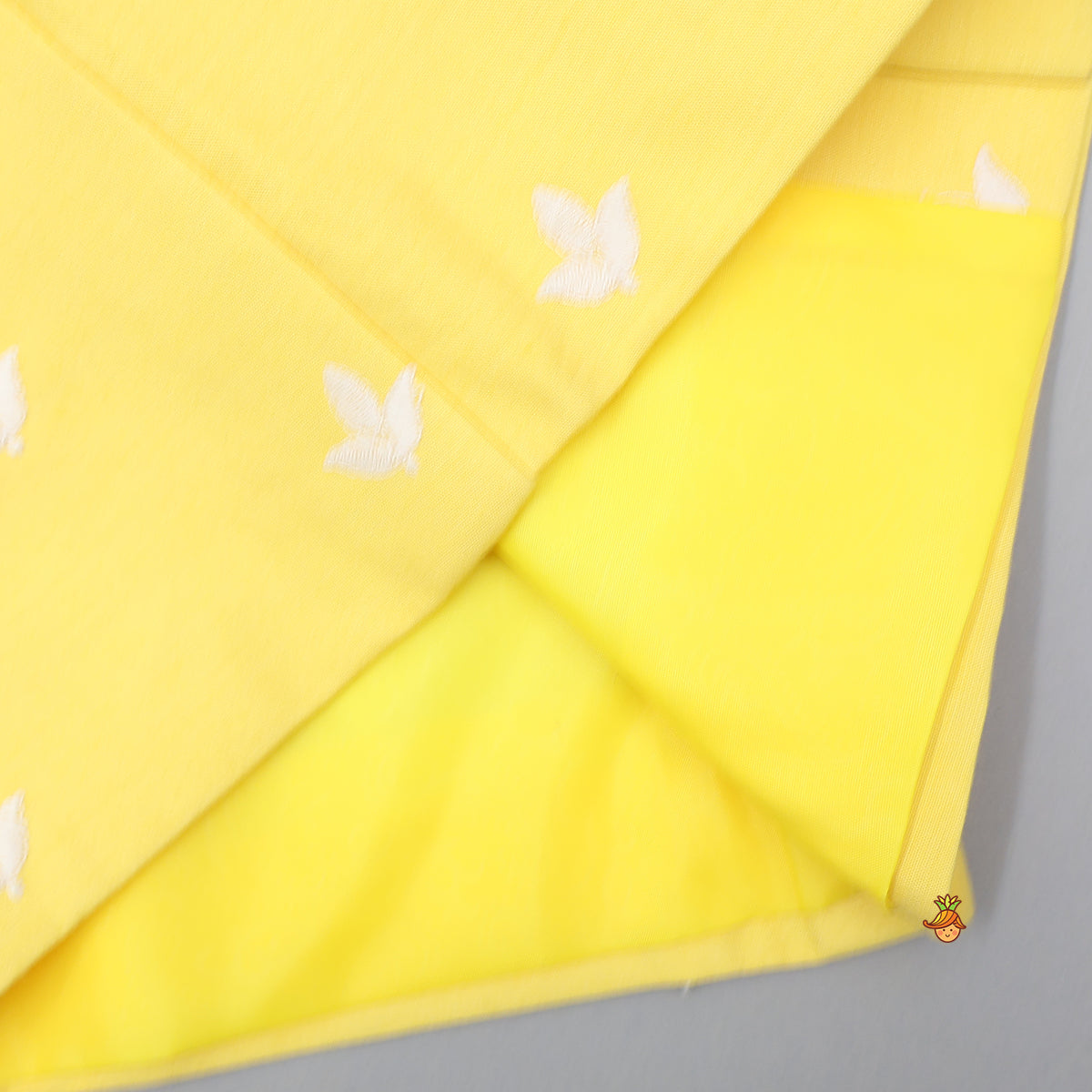 Pre Order: Ethnic Kurta With Thread-Work Jacket And Pyjama