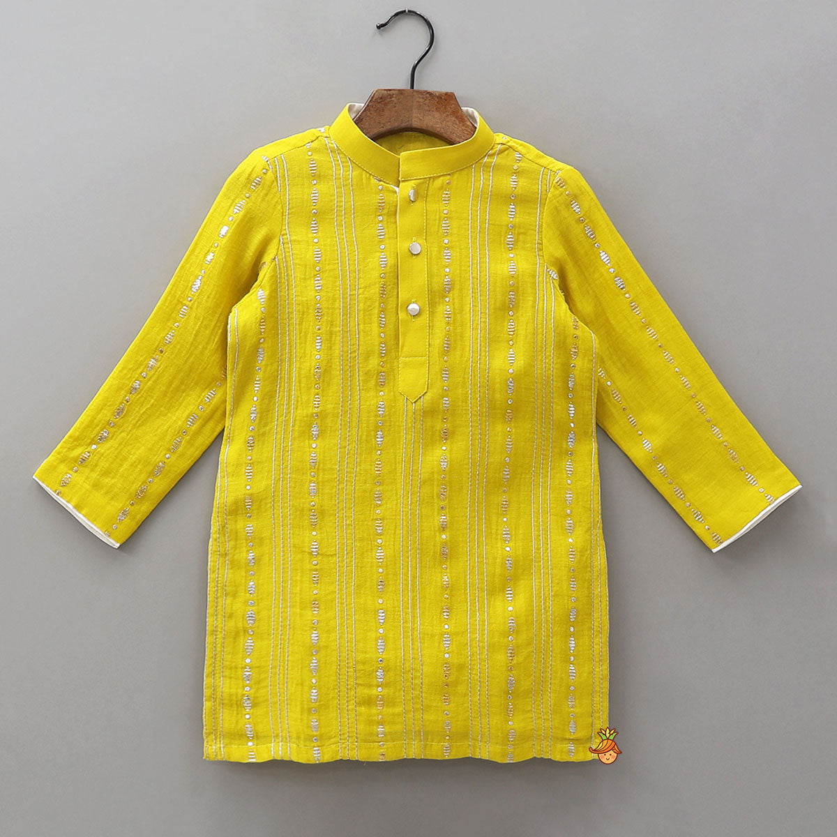 Pre Order: Front-Placket Ethnic Kurta With Pyjama