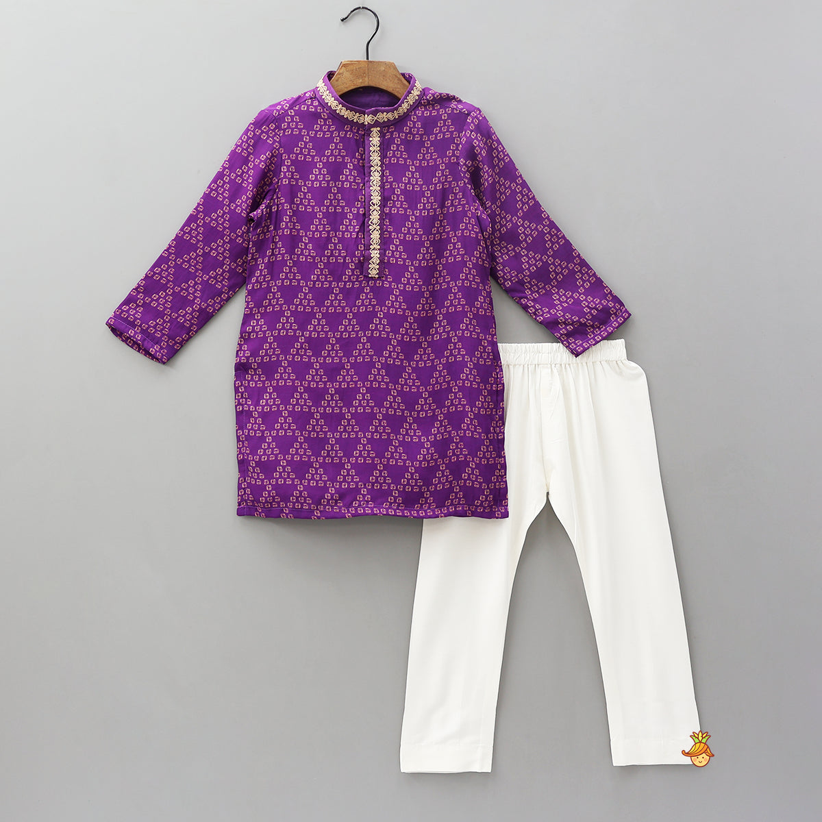 Pre Order: Printed Kurta With Pocket-Detail Jacket And Pyjama