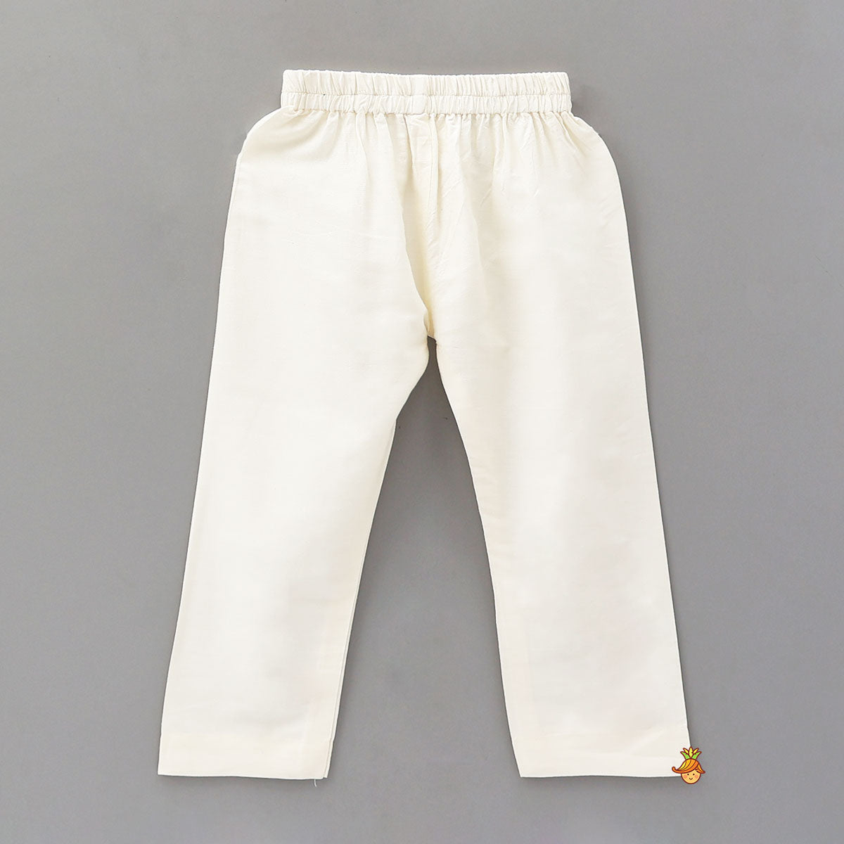 Pre Order: Ethnic Kurta With Printed Jacket And Pyjama