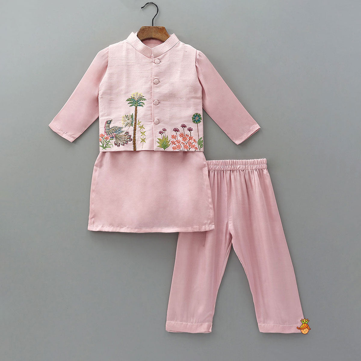 Pre Order: Elegant Kurta With Hand-Painted Jacket And Matching Pyjama