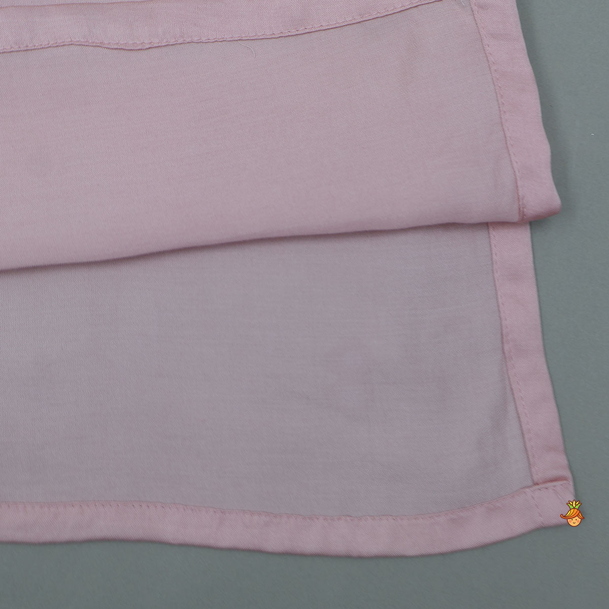 Pre Order: Elegant Kurta With Hand-Painted Jacket And Matching Pyjama