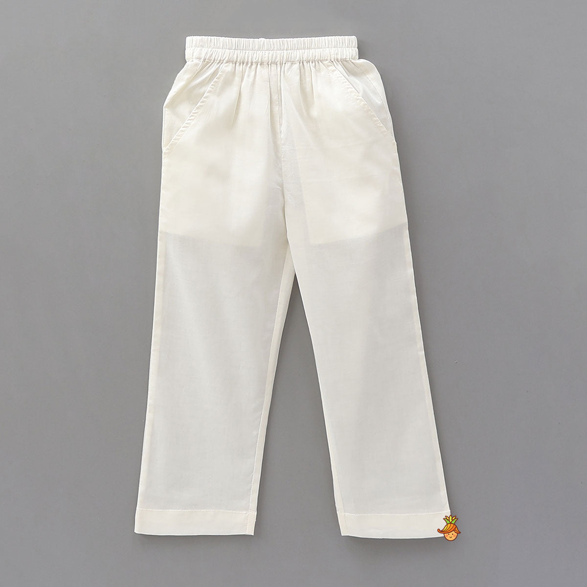 Pre Order: Floral Thread Embroidered Kurta With Pyjama