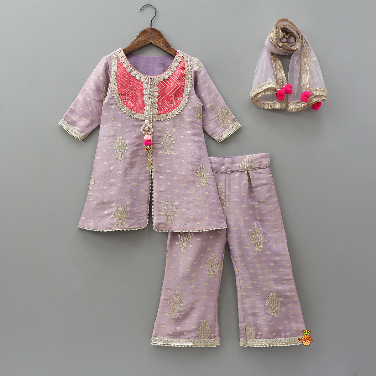 Pre Order: Contrasting Yoke Front Slit Kurti With Pant And Dupatta