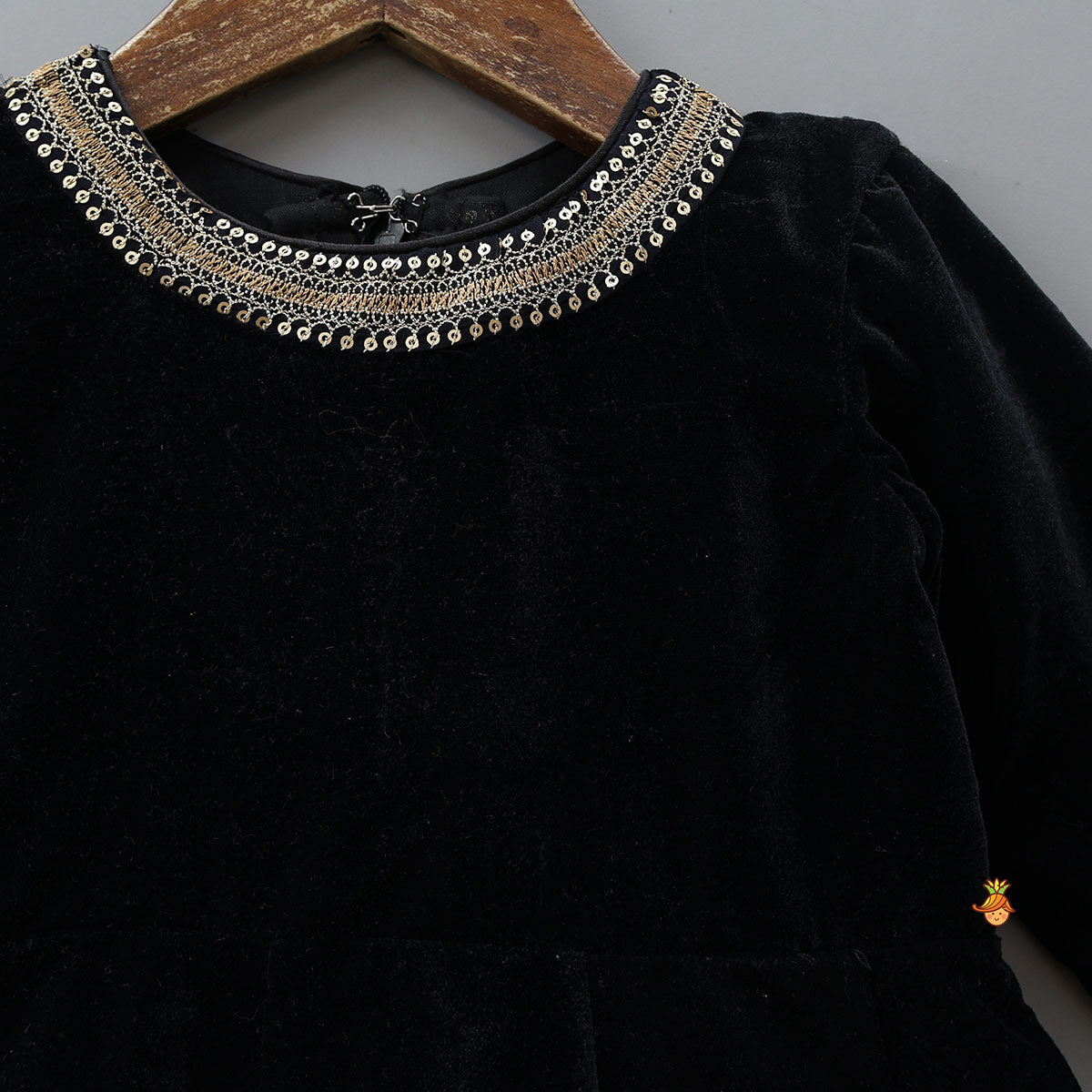 Intricately Embroidered Elegant Kurti