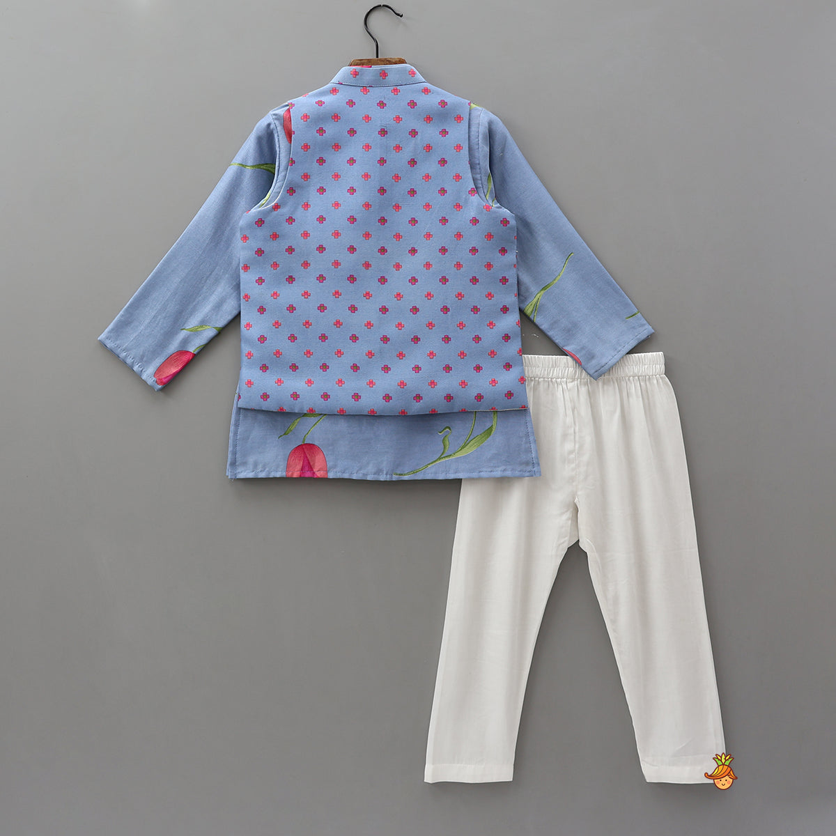 Pre Order: Mandarin-Collar Kurta With Printed Jacket And Pyjama