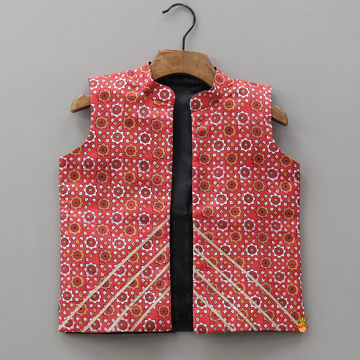 Pre Order: Kurta With Beautiful Printed Jacket And Pyjama