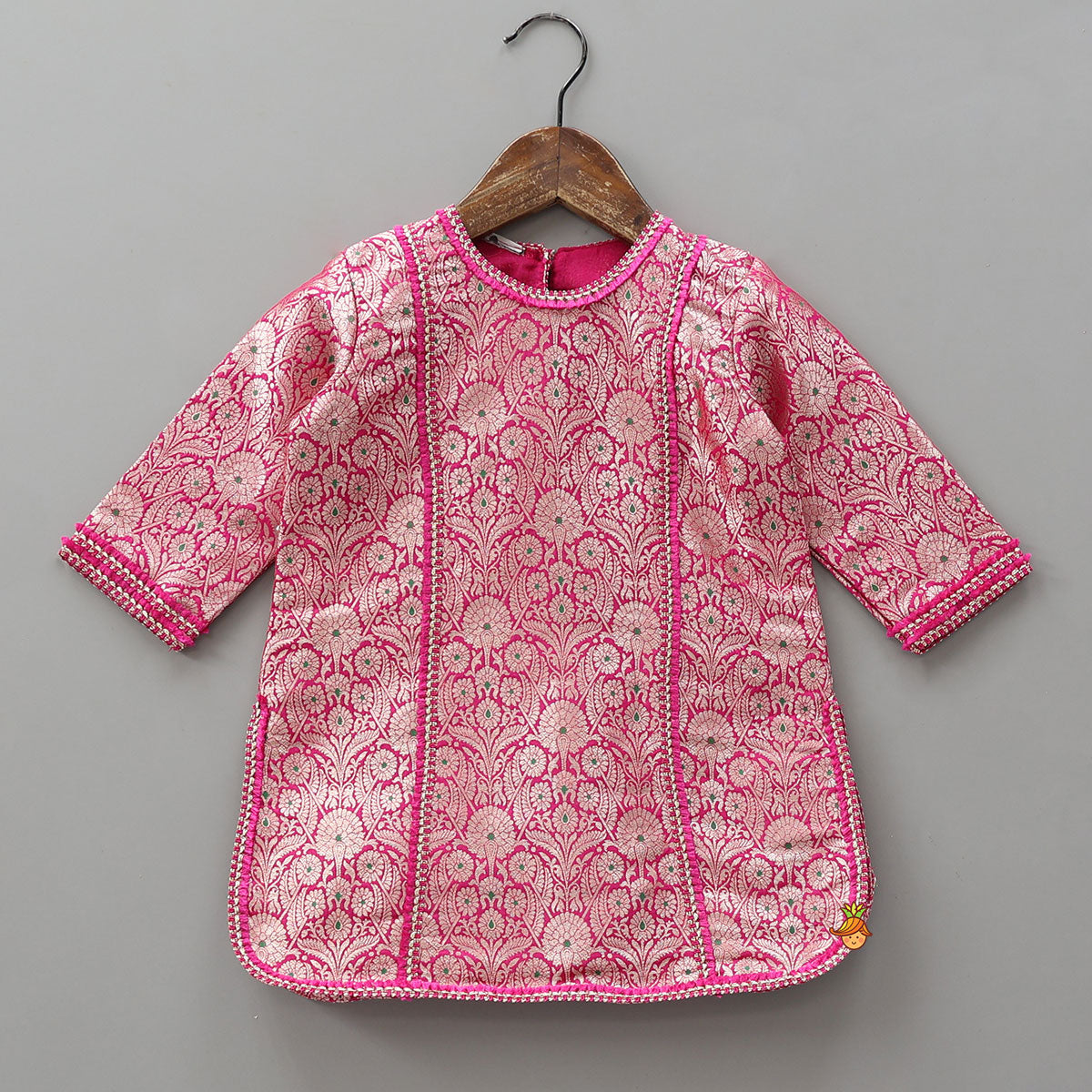 Pre Order: Brocade Kurti And Velvet Pant With Matching Dupatta