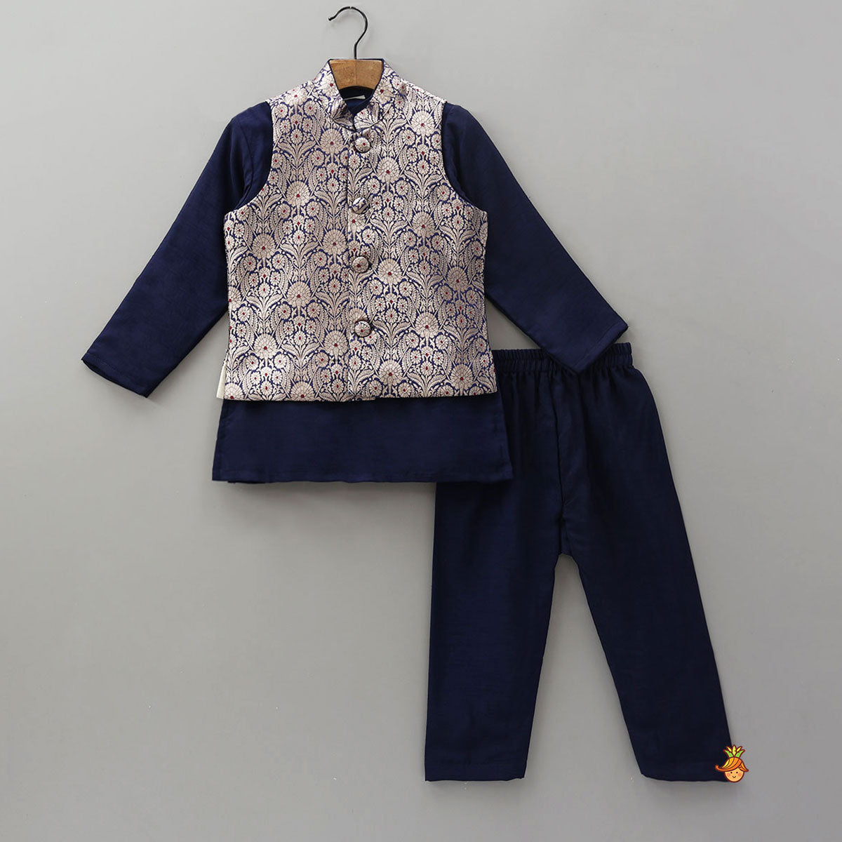 Pre Order: Ethnic Kurta With Brocade Jacket And Pyjama