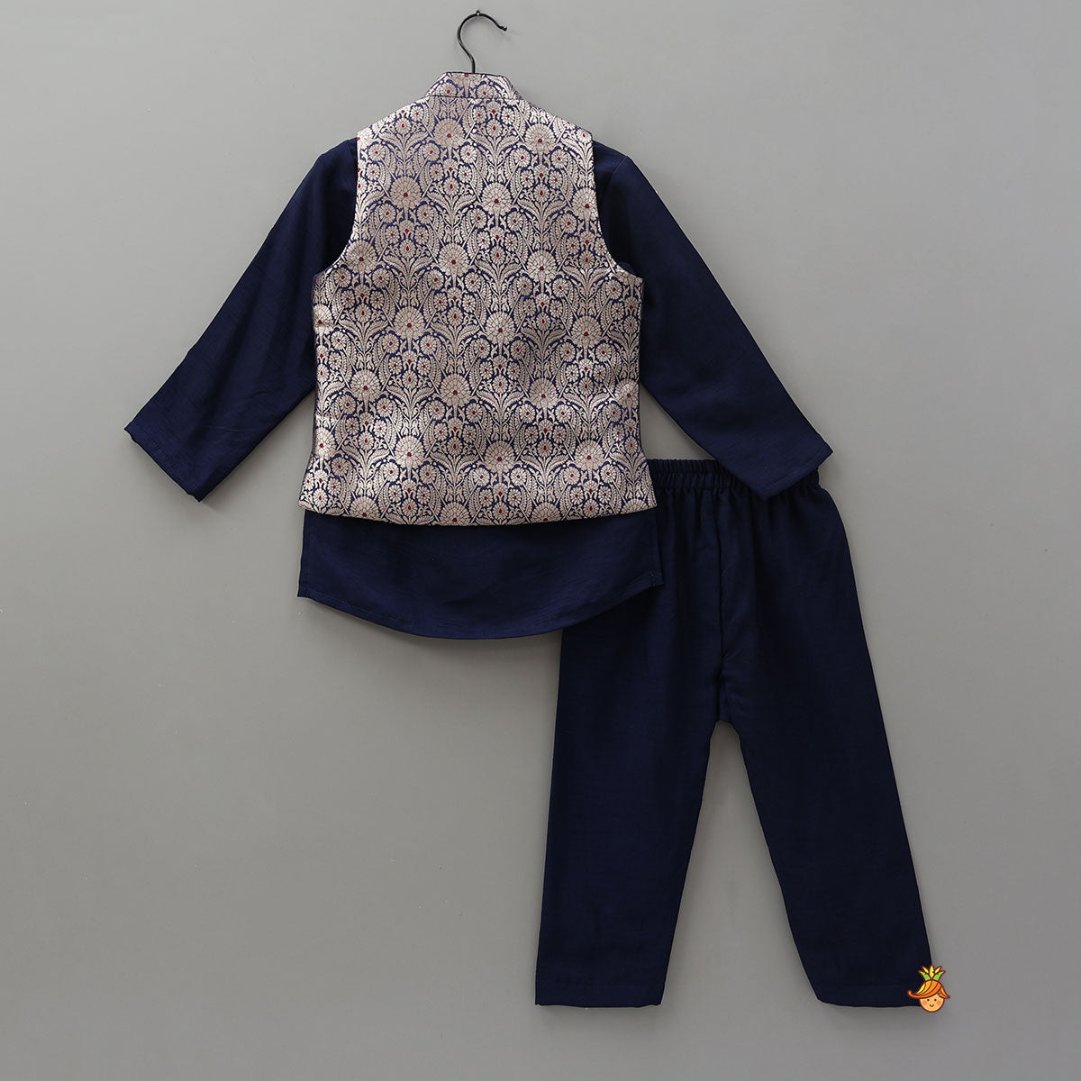 Pre Order: Ethnic Kurta With Brocade Jacket And Pyjama