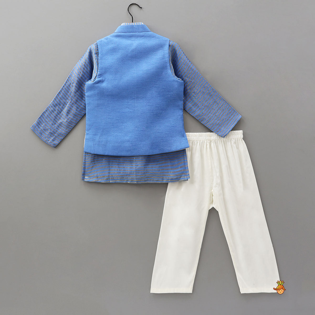 Pre Order: Striped Mandarin Collar Kurta With Open Jacket And Pyjama