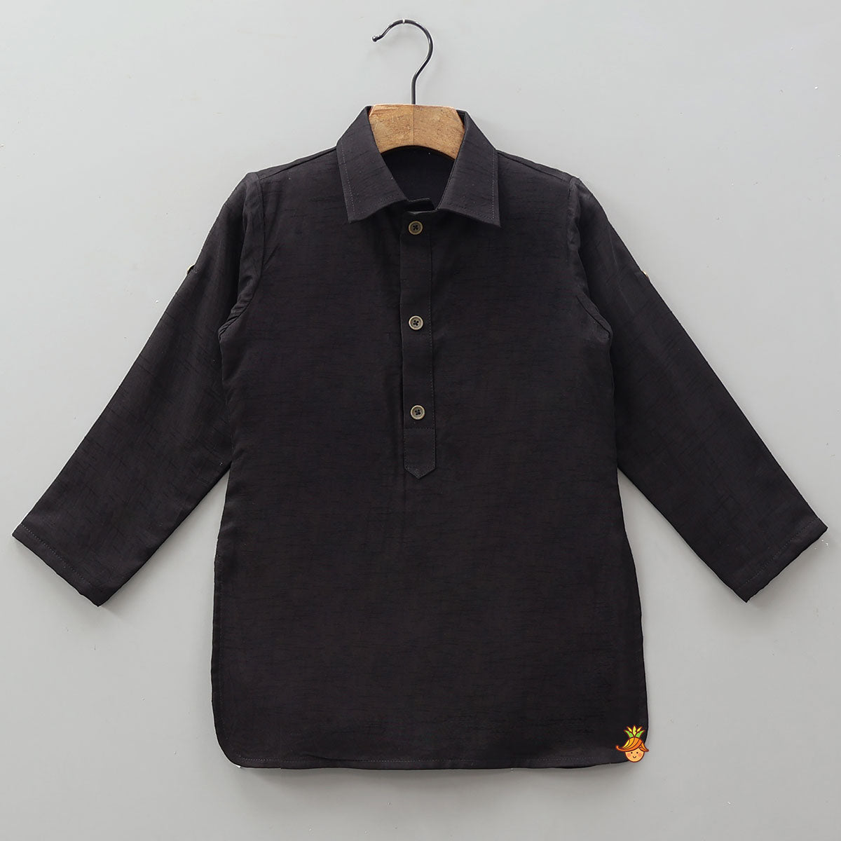 Pre Order: Collar Neck Kurta With Thread Embroidered Jacket And Patiala